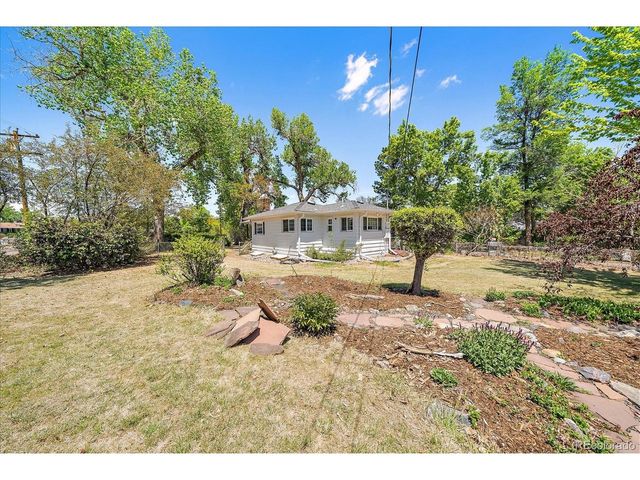 9150 Grandview Ave, Arvada, CO 80002