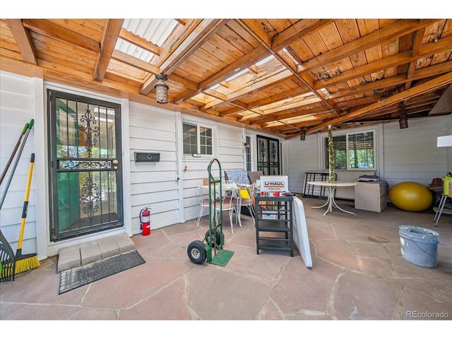 9150 Grandview Ave, Arvada, CO 80002