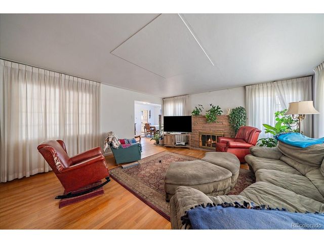 9150 Grandview Ave, Arvada, CO 80002