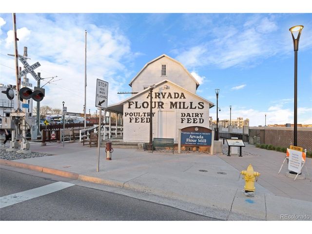 9150 Grandview Ave, Arvada, CO 80002