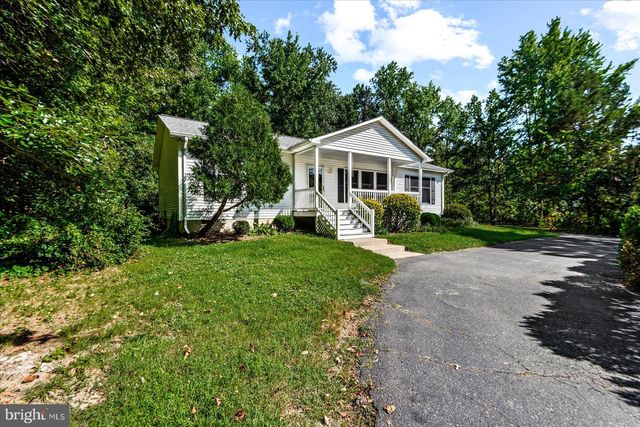 10137 MADISON DR, King George, VA 22485