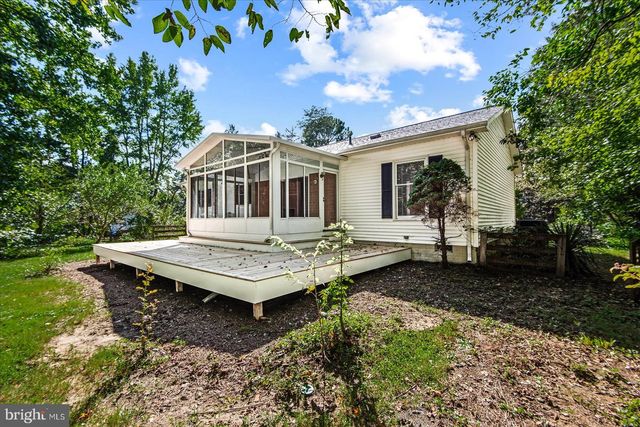 10137 MADISON DR, King George, VA 22485