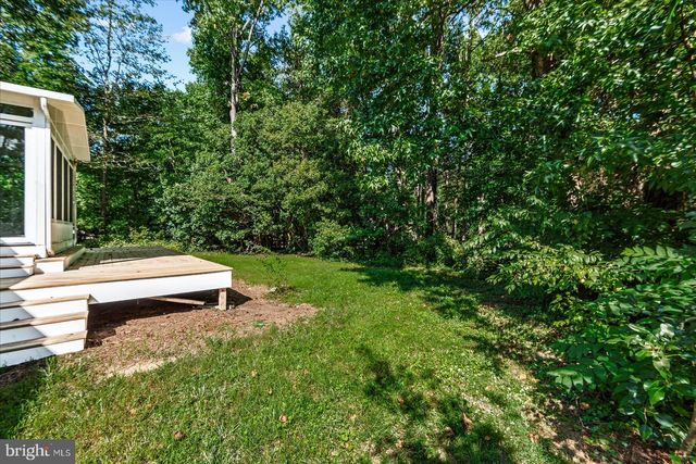 10137 MADISON DR, King George, VA 22485