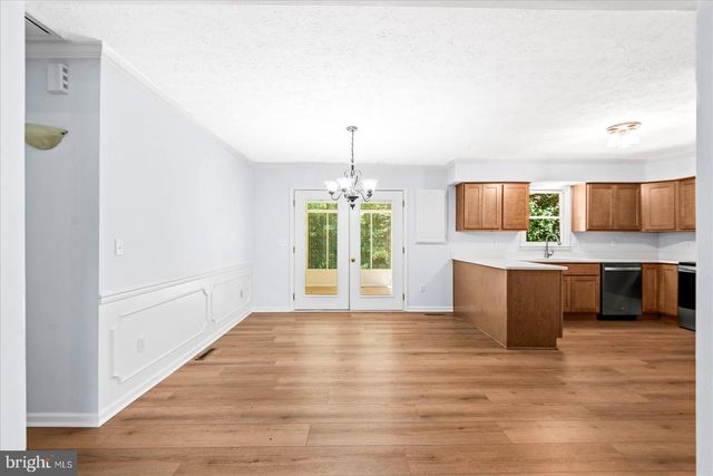 10137 MADISON DR, King George, VA 22485