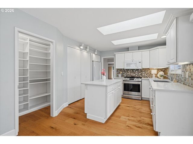 32231 Sw BOONES BEND Rd, Wilsonville, OR 97070