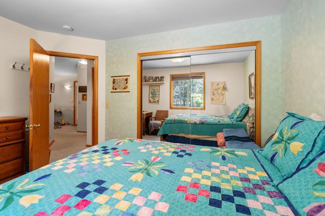 3853 White Pine Rd, Loon Lake, WA 99148