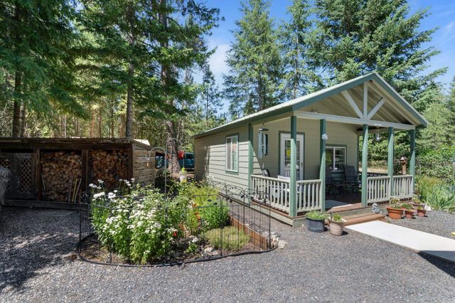 3853 White Pine Rd, Loon Lake, WA 99148