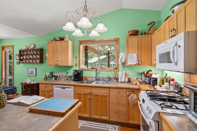 3853 White Pine Rd, Loon Lake, WA 99148