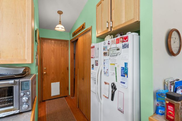 3853 White Pine Rd, Loon Lake, WA 99148
