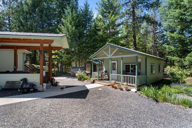 3853 White Pine Rd, Loon Lake, WA 99148