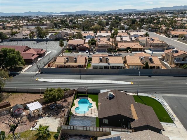 5270 Sepulveda Boulevard, Las Vegas, NV 89118