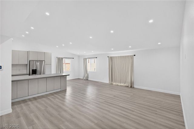 5270 Sepulveda Boulevard, Las Vegas, NV 89118