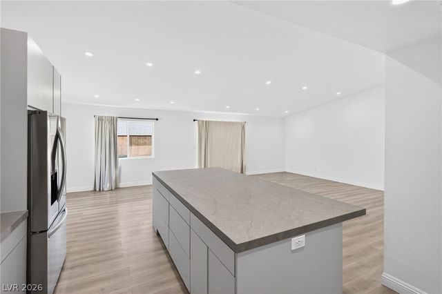 5270 Sepulveda Boulevard, Las Vegas, NV 89118