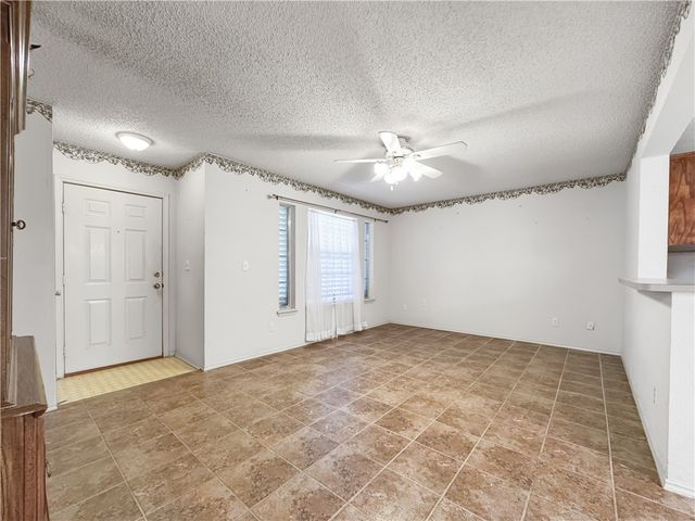 7810 Falcon Dr, Corpus Christi, TX 78414