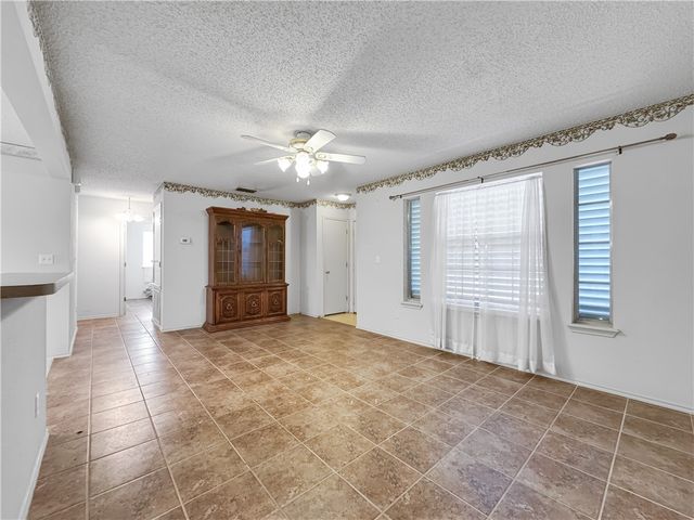 7810 Falcon Dr, Corpus Christi, TX 78414