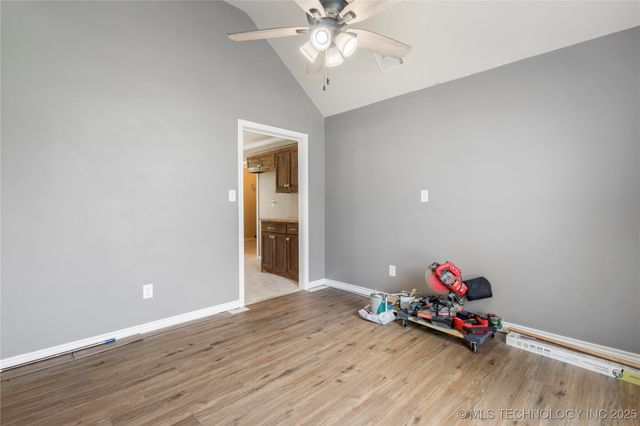 5764 S Carr Pen, Atoka, OK 74525