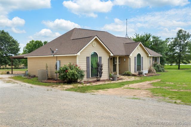 5764 S Carr Pen, Atoka, OK 74525