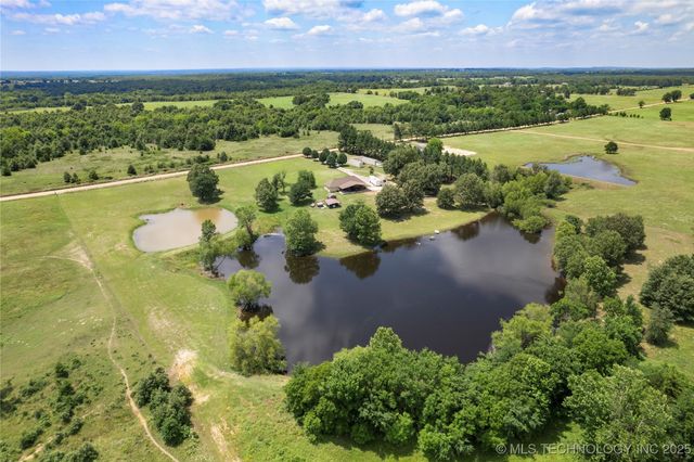 5764 S Carr Pen, Atoka, OK 74525