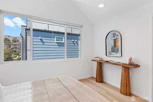 4540 40th Avenue SW, Seattle, WA 98116