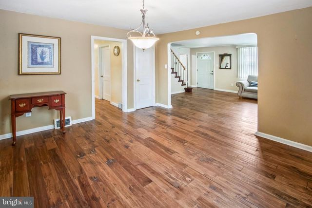 752 KEDRON AVE, Morton, PA 19070