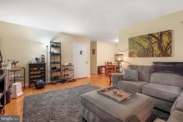 4510 WASHINGTON BLVD #2, Arlington, VA 22201