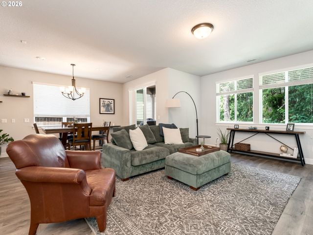 608 Ne 150th Cir, Vancouver, WA 98685