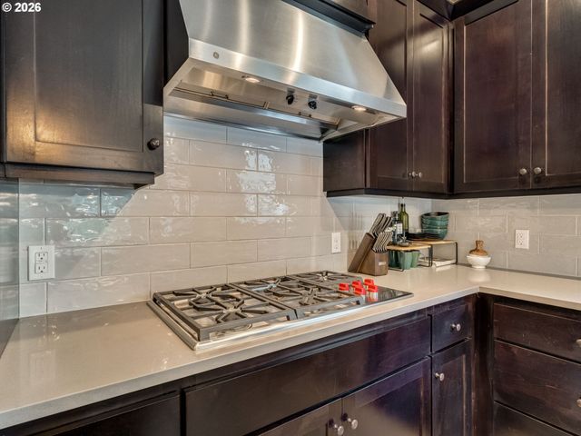 608 Ne 150th Cir, Vancouver, WA 98685