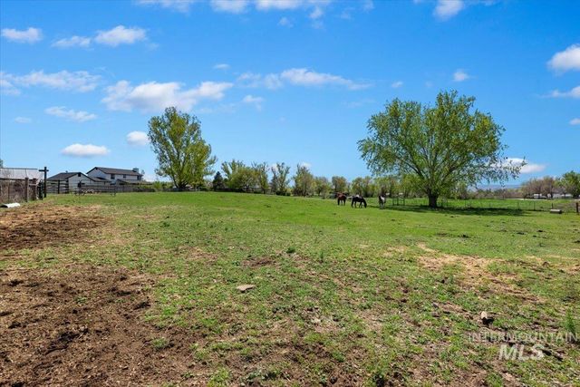 17895 Fargo Road, Wilder, ID 83676