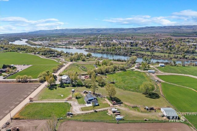 17895 Fargo Road, Wilder, ID 83676