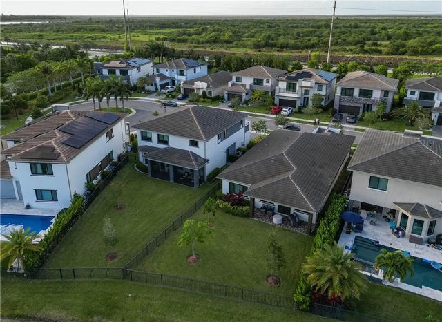 10930 Oceano Way, Parkland, FL 33076