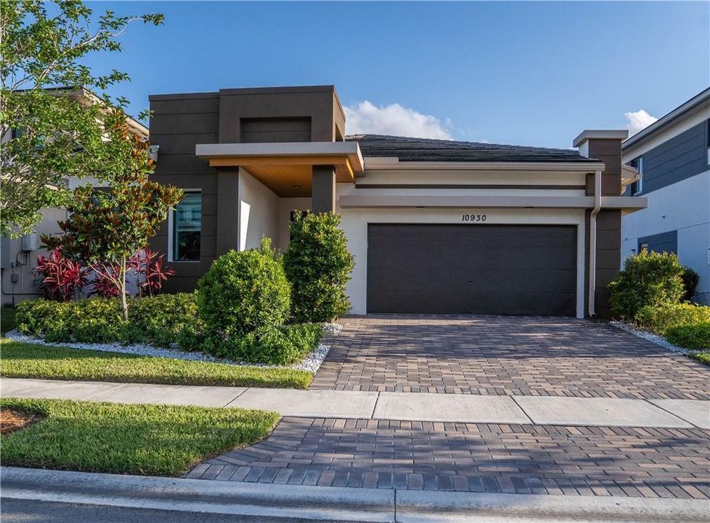 10930 Oceano Way, Parkland, FL 33076