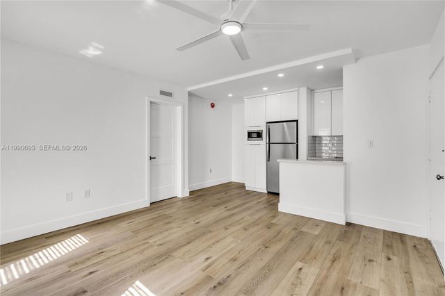 5991 SW 76th St C2, South Miami, FL 33143