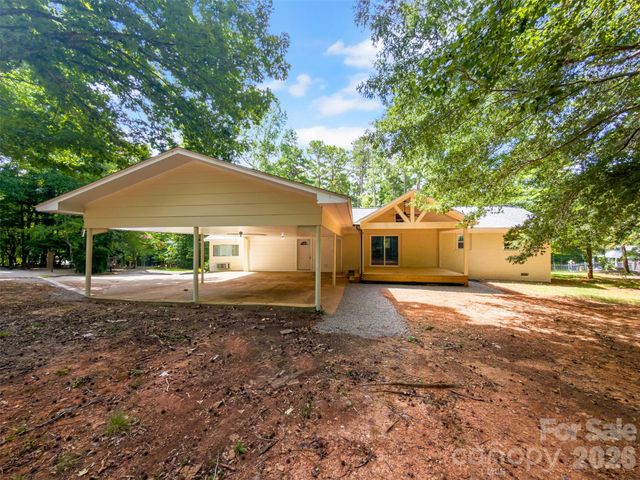 2117 Emma Circle, Lancaster, SC 29720