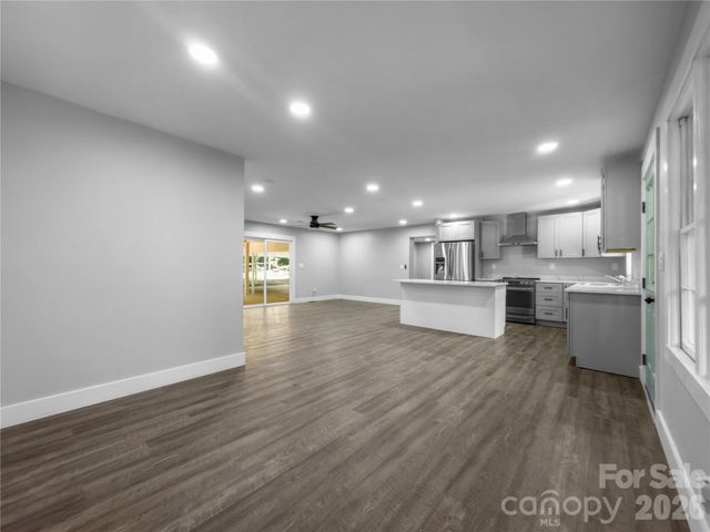 2117 Emma Circle, Lancaster, SC 29720