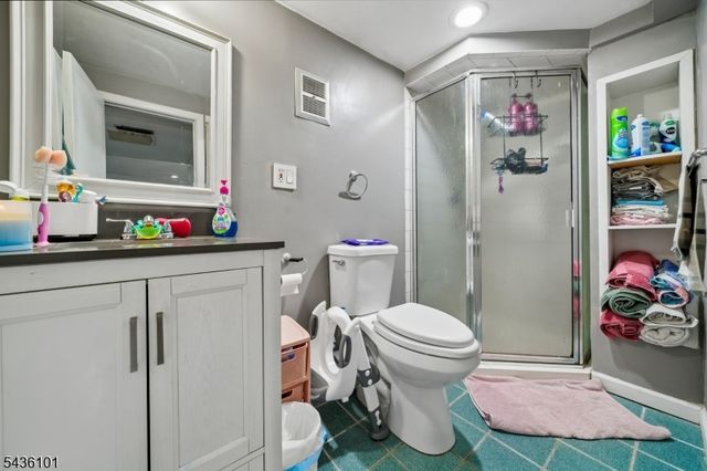 79 Jefferson St, Belleville Twp., NJ 07109