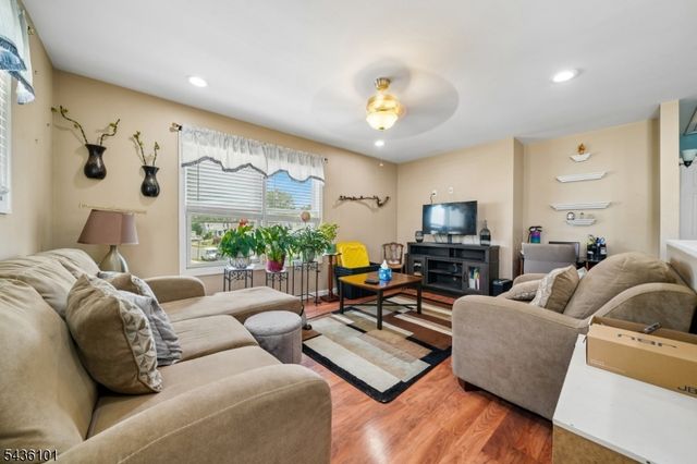 79 Jefferson St, Belleville Twp., NJ 07109