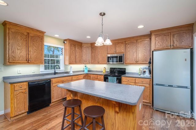 344 John Logan Lane, Gastonia, NC 28056