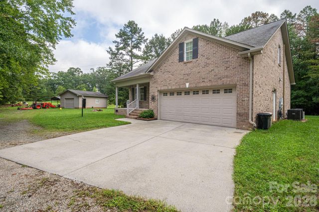 344 John Logan Lane, Gastonia, NC 28056