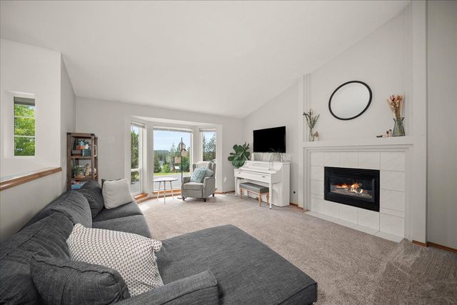 805 E TUDOR Ct, Spokane, WA 99208