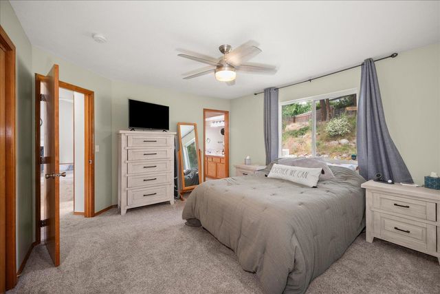 805 E TUDOR Ct, Spokane, WA 99208