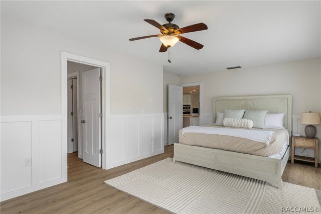11994 W Riverhaven Drive, Homosassa, FL 34448