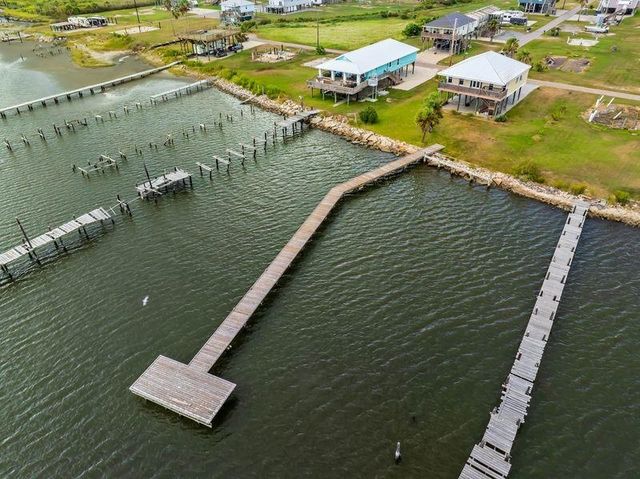 227 West Central Avenue, Grand Isle, LA 70358