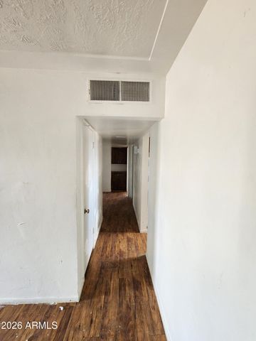 2207 W CACTUS WREN Drive, Phoenix, AZ 85021