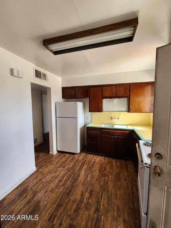 2207 W CACTUS WREN Drive, Phoenix, AZ 85021 — photo 4