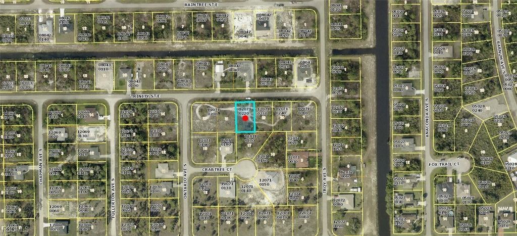 654 Trinity ST E, Lehigh Acres, FL 33974