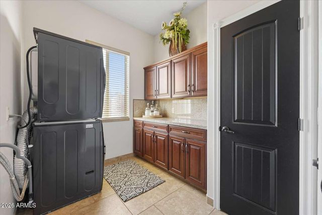 370 E Canyon Street, Apache Junction, AZ 85119