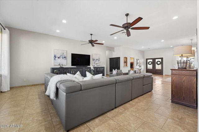 370 E Canyon Street, Apache Junction, AZ 85119