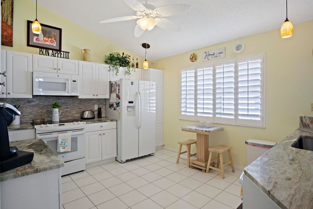 4828 SE Mariner Village Lane, Stuart, FL 34997