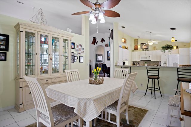 4828 SE Mariner Village Lane, Stuart, FL 34997