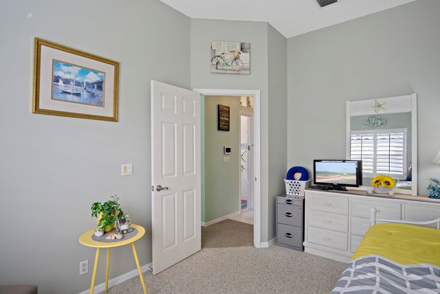 4828 SE Mariner Village Lane, Stuart, FL 34997